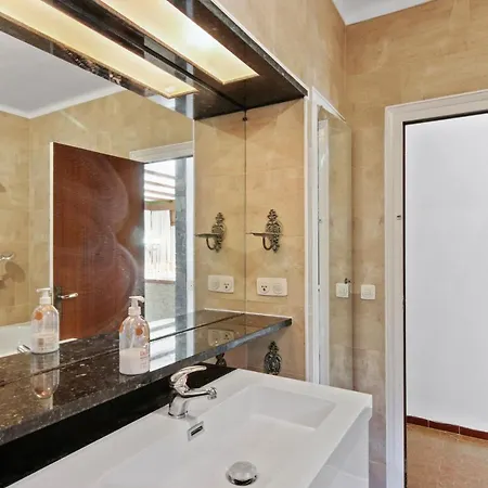 Будинок відпочинку Bocage House Льорет-де-Мар